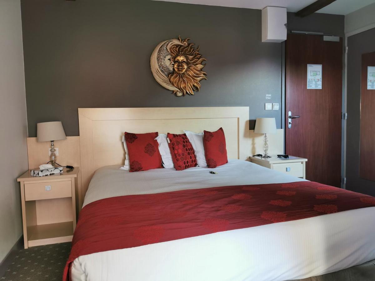 Hotel Les Palis Grand-Fougeray Екстер'єр фото