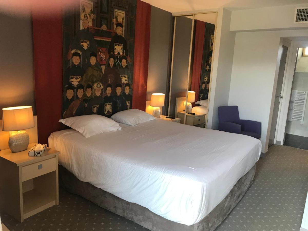 Hotel Les Palis Grand-Fougeray Екстер'єр фото
